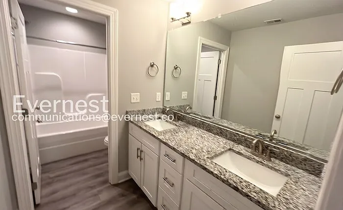 5347 Roosevelt Rd — Photo 8