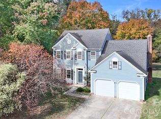 7334 Reynard Ln, Charlotte, NC 28215