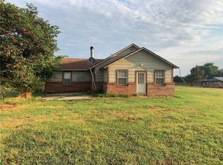 2151 E Triplett Rd, Guthrie, OK 73044