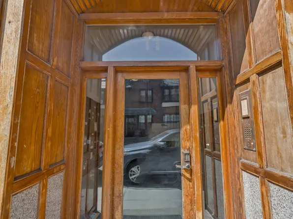 9 Aberdeen St #D, Boston, MA 02215