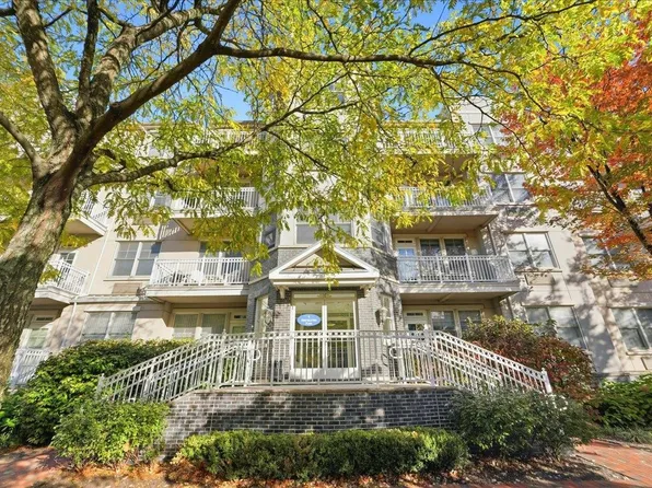 4 Constellation Place image 19 of 43