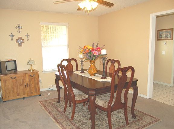 Breakfast nook