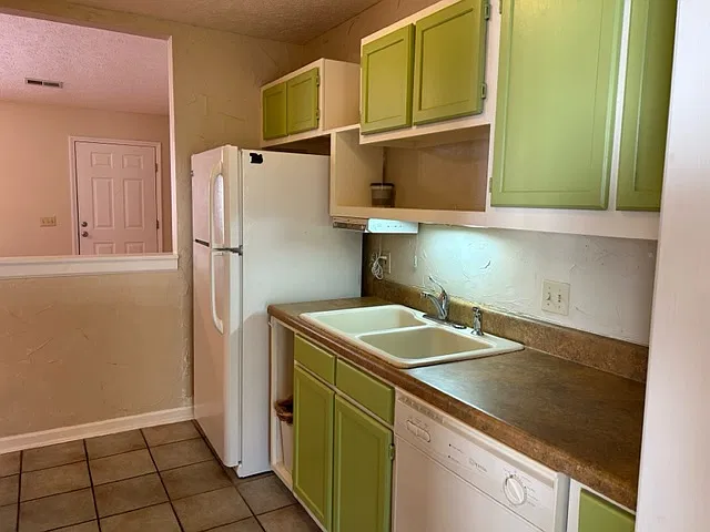 Fawn Creek Home — Photo 4