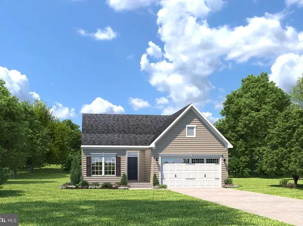 101 Rivoli Ct, New Cumberland, PA 17070