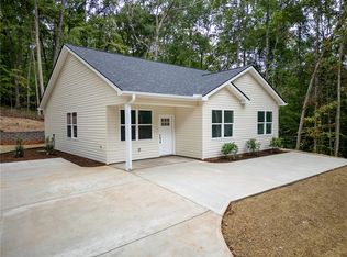 306 Hickory Trl, Westminster, SC 29693