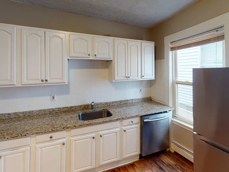 12 Estrella St #1 — Photo 1