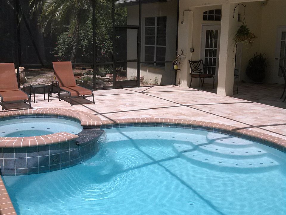 1st image of 19368 Pine Glen Dr