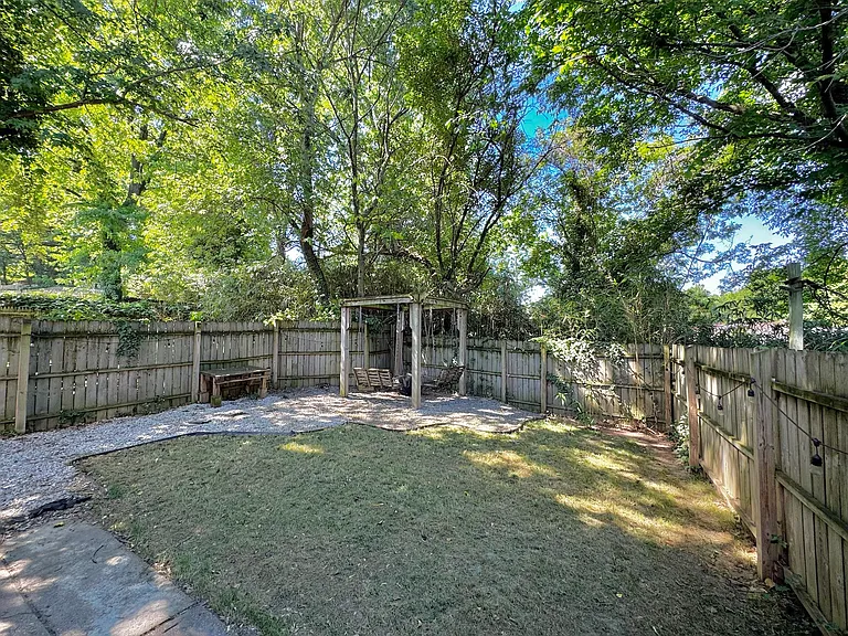 7617 Allendale Dr — Photo 54