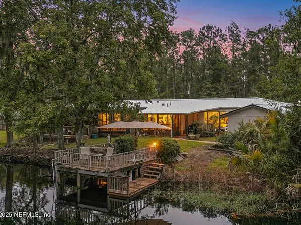 695 CARLIN Road, Satsuma, FL 32189