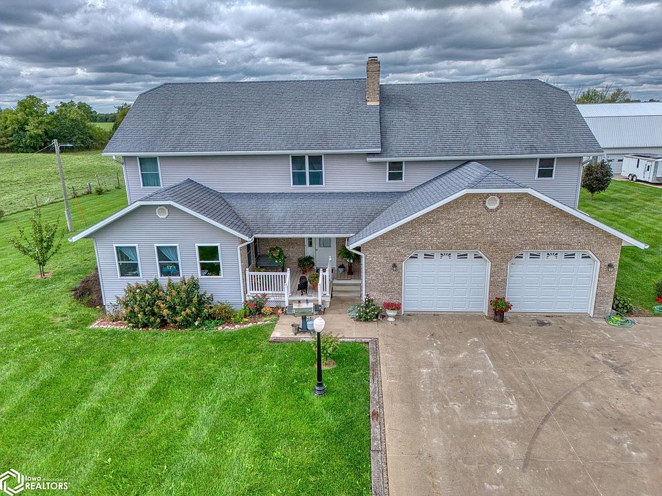 1st image of 21317 Lilac Ave