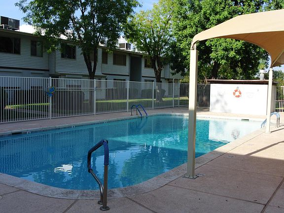 4th image of 2524 W Berridge Ln Unit 214