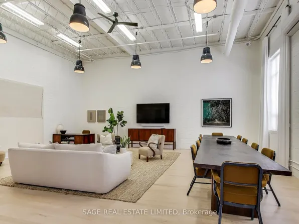 245 Carlaw Ave #102A, Toronto, ON M4M 2S1