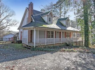 5956 Kemp Dr, Acworth, GA 30102