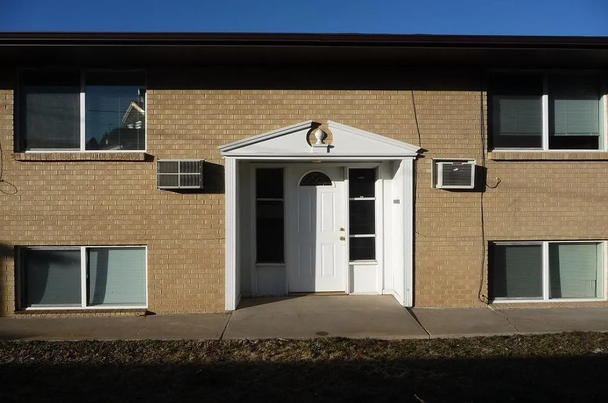 Photo 2 of 9 - 1409 Utah St #D - Golden, CO Building Photo - 1409 Utah St #D