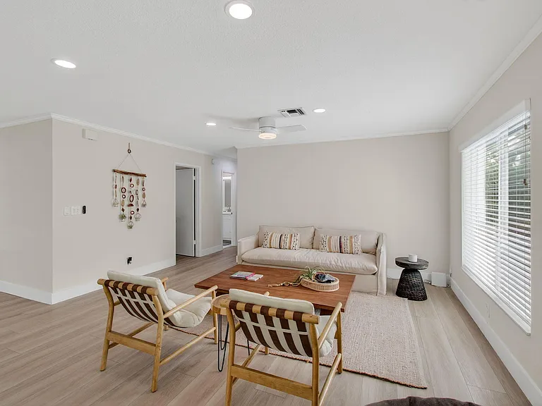 802 Mallard Dr — Photo 13