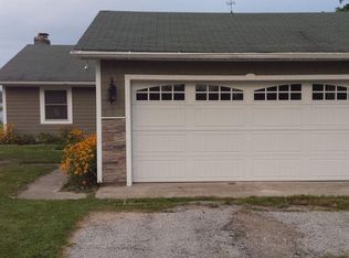 68332 Channel Pkwy, Edwardsburg, MI 49112