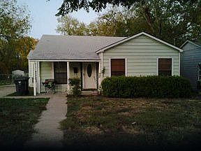 1st image of 1208 Holly Vista St