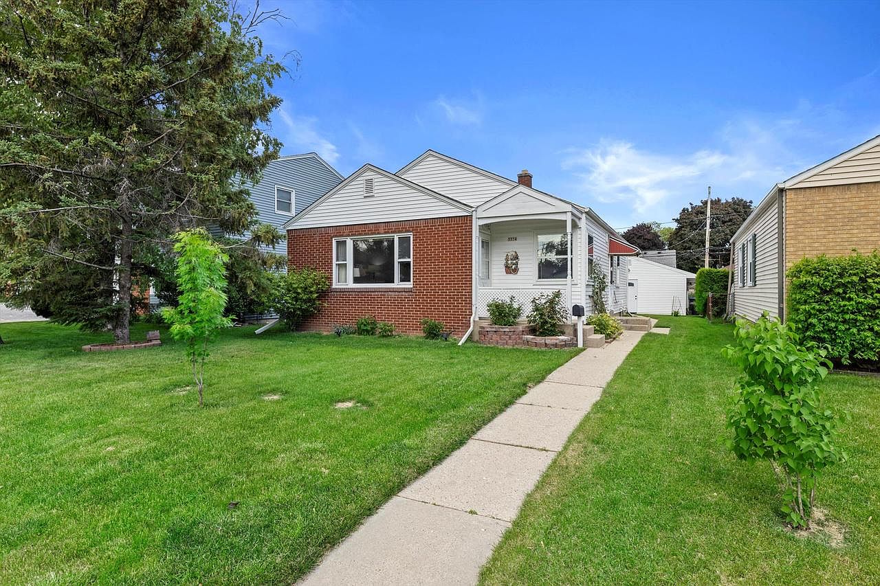 5574 North Mohawk AVENUE, Glendale, WI 53217 Zillow