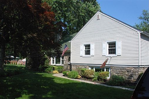 2nd image of 101 Charles Dr