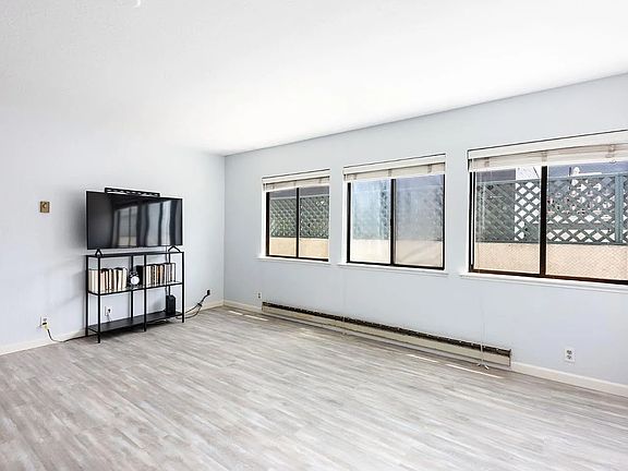 3rd image of 320 Peninsula Ave #120A