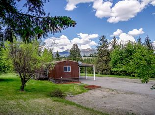 1566 Us Highway 93 S, Eureka, MT 59917