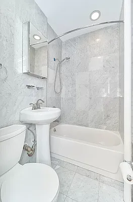 Rented by Living New York | media 5