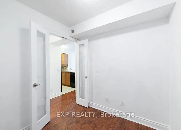 25 Greenview Ave #422 — Photo 7