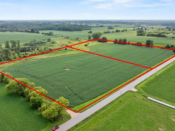 Brehmer Rd, Fremont, WI 54940