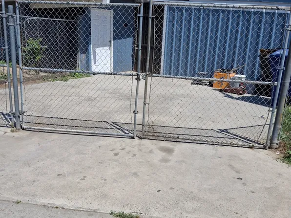 343 Rio Grande Ave APT A, Modesto, CA 95351