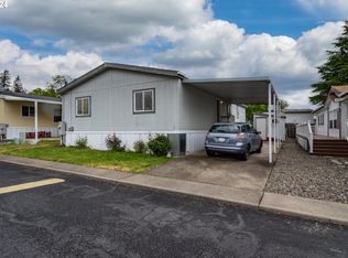 212 NW Bree Dr, Winston, OR 97496