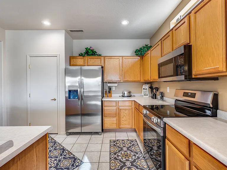15973 W Quail Creek Ln — Photo 9