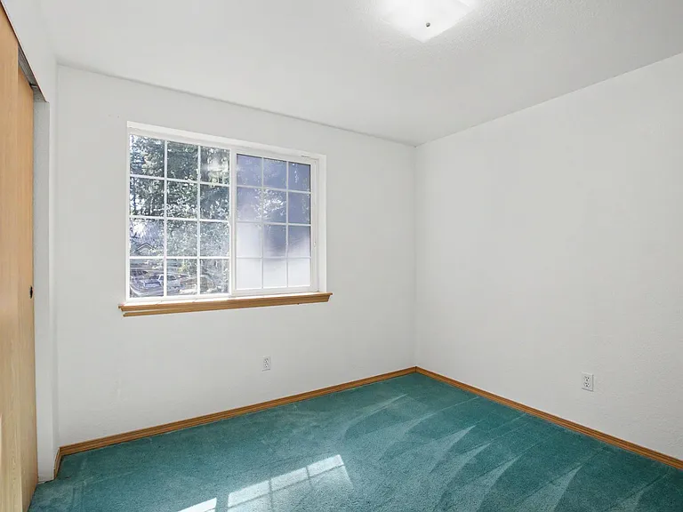 22530 Bluewater Dr SE — Photo 27
