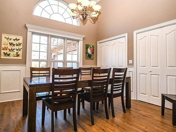 5th image of 16175 Knollwood Ln