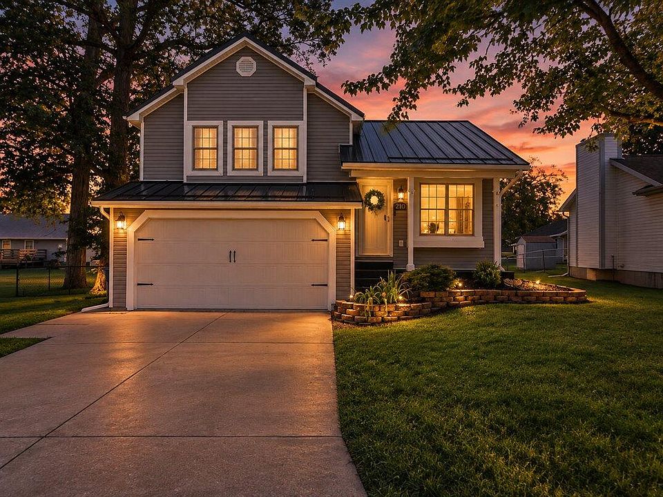 1st image of 210 White Oaks Ct