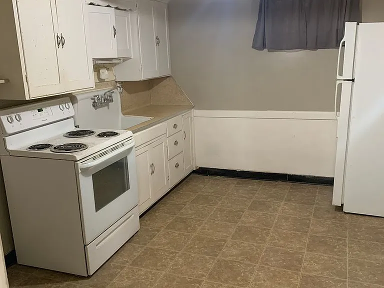 290 N 600 E #5 — Photo 11