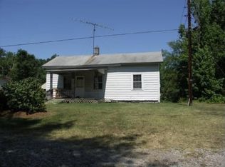 3 Highway Fifteen Red Red, Oak, VA 23964