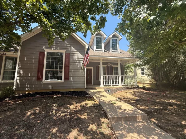 1025 Devonshire Dr, Aubrey, TX 76227