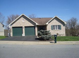 125 Boro Vu Dr, Northampton, PA 18067