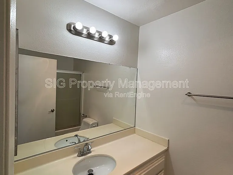 627 Orange Grove Ave #1 — Photo 30