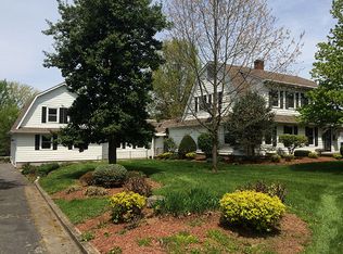 404 Saint Rose Rd, Lebanon, KY 40033