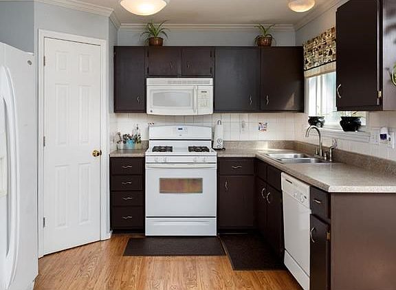 3rd image of 478 Valparaiso Ct