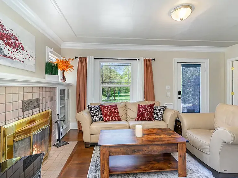 5002 Green Lake Way N #A — Photo 5