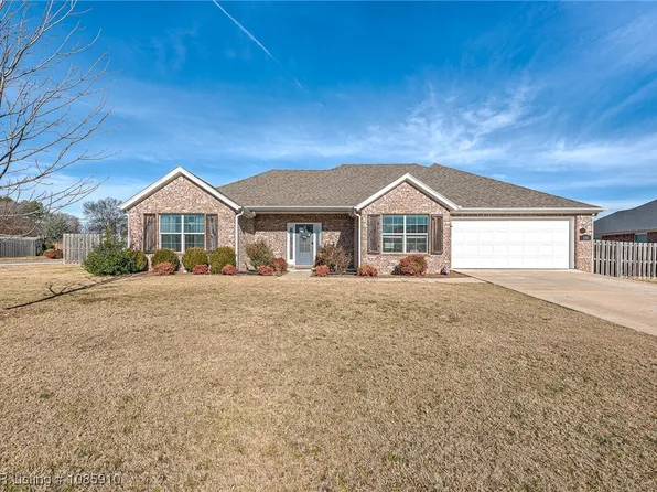 480 Caballo St, Farmington, AR 72730