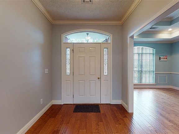 3rd image of 2009 Brookstone Dr