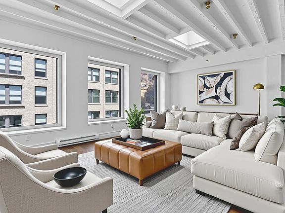 3rd image of 148 W 28th St APT 7W