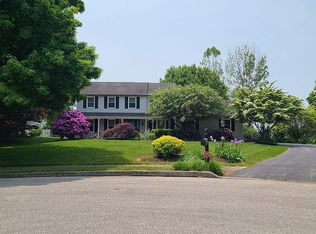 106 Stacey Ct, Downingtown, PA 19335