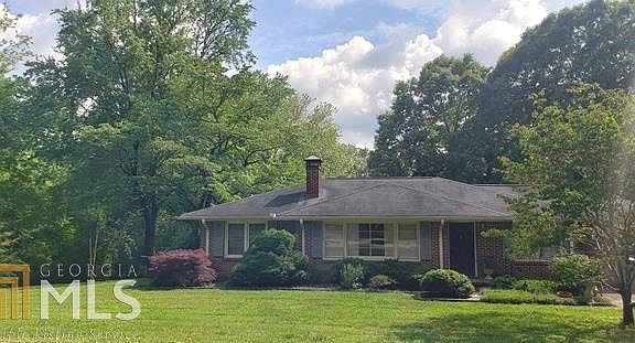 2nd image of 463 Wildwood Cir