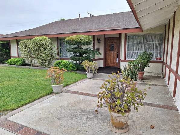 2822 E Alden Pl, Anaheim, CA 92806