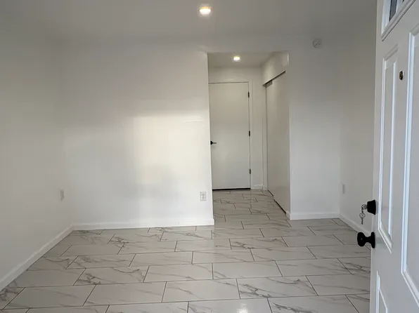 1010 N Seminole Ave #B, Tucson, AZ 85745