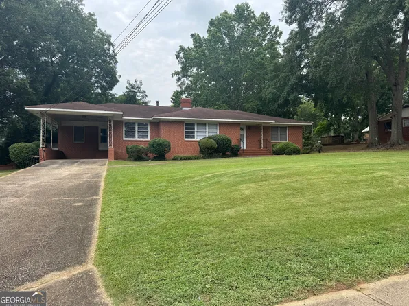 27 Mary Ann St, Newnan, GA 30263